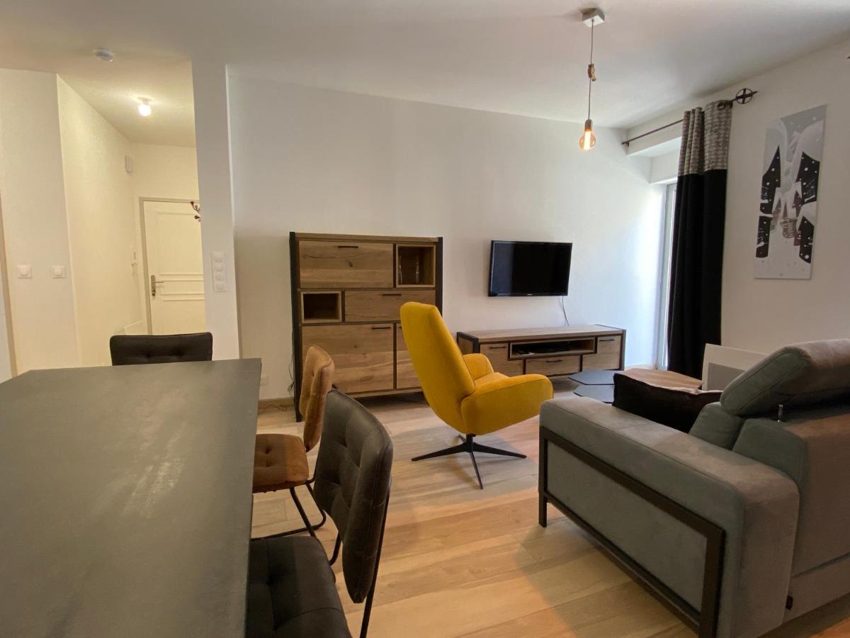 Plein Centre, T3 5P Totalement Renove 55M2. Wifi Lägenhet Cauterets Exteriör bild